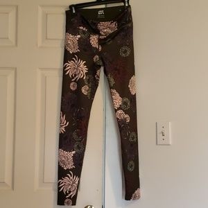 Joy Lab yoga pants